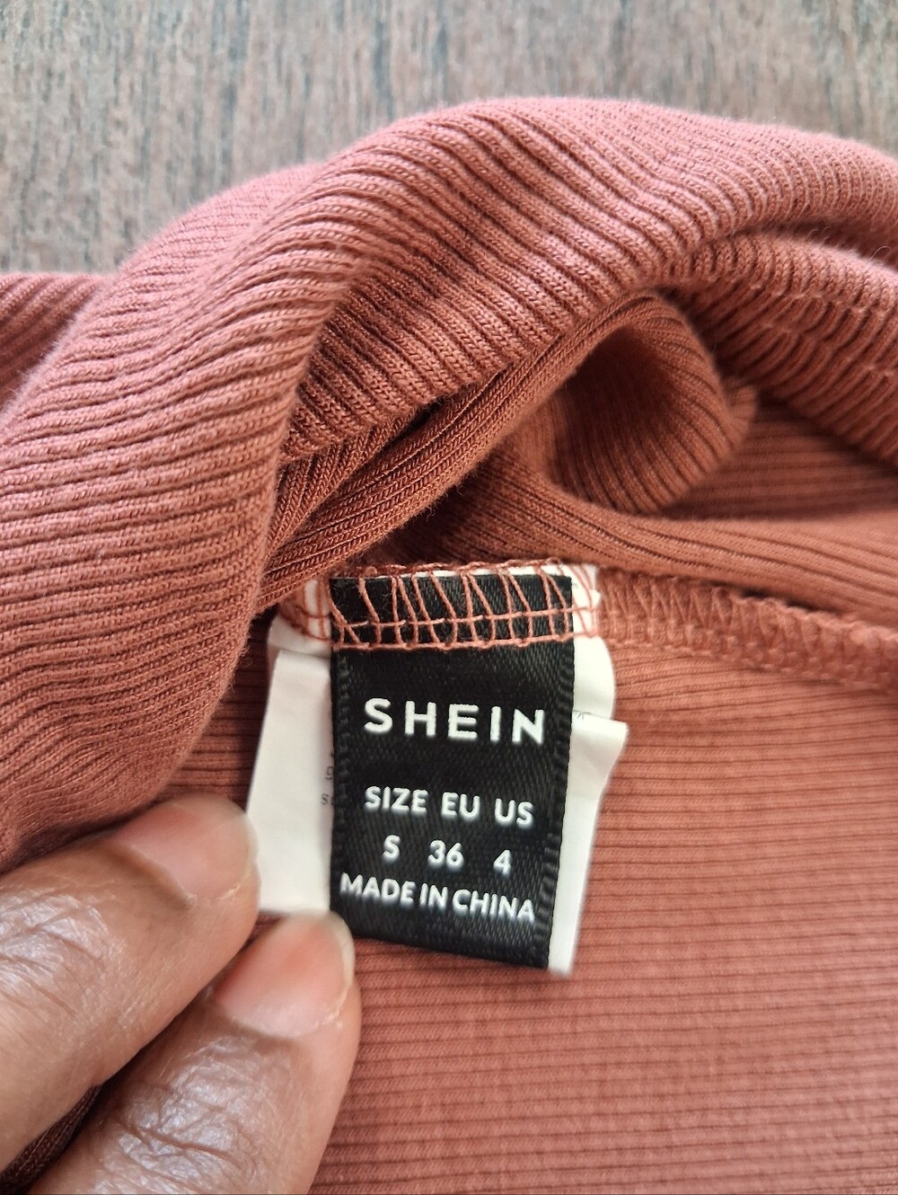 SHEIN Rust Brown Twist Front Ribbed Crop Tank Top Size Small - Picture 8 of 10